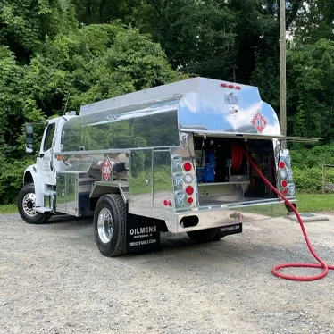 Fuel service truck for home heating